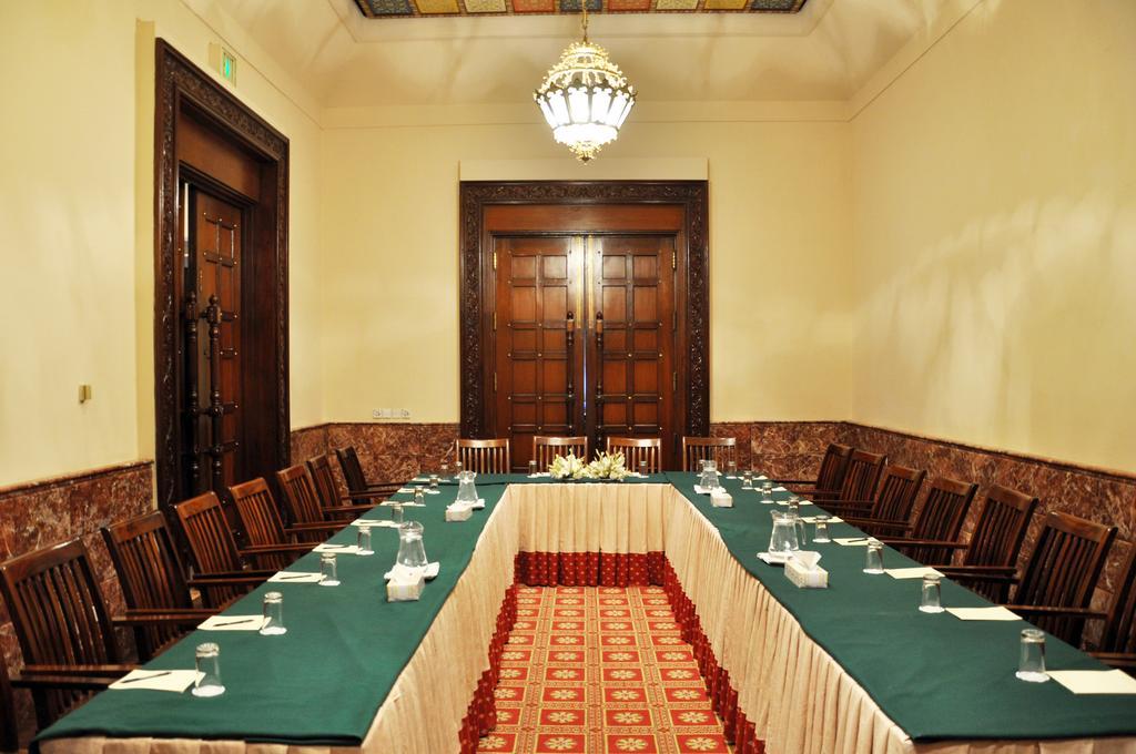 Faisalabad Serena Hotel Exterior photo