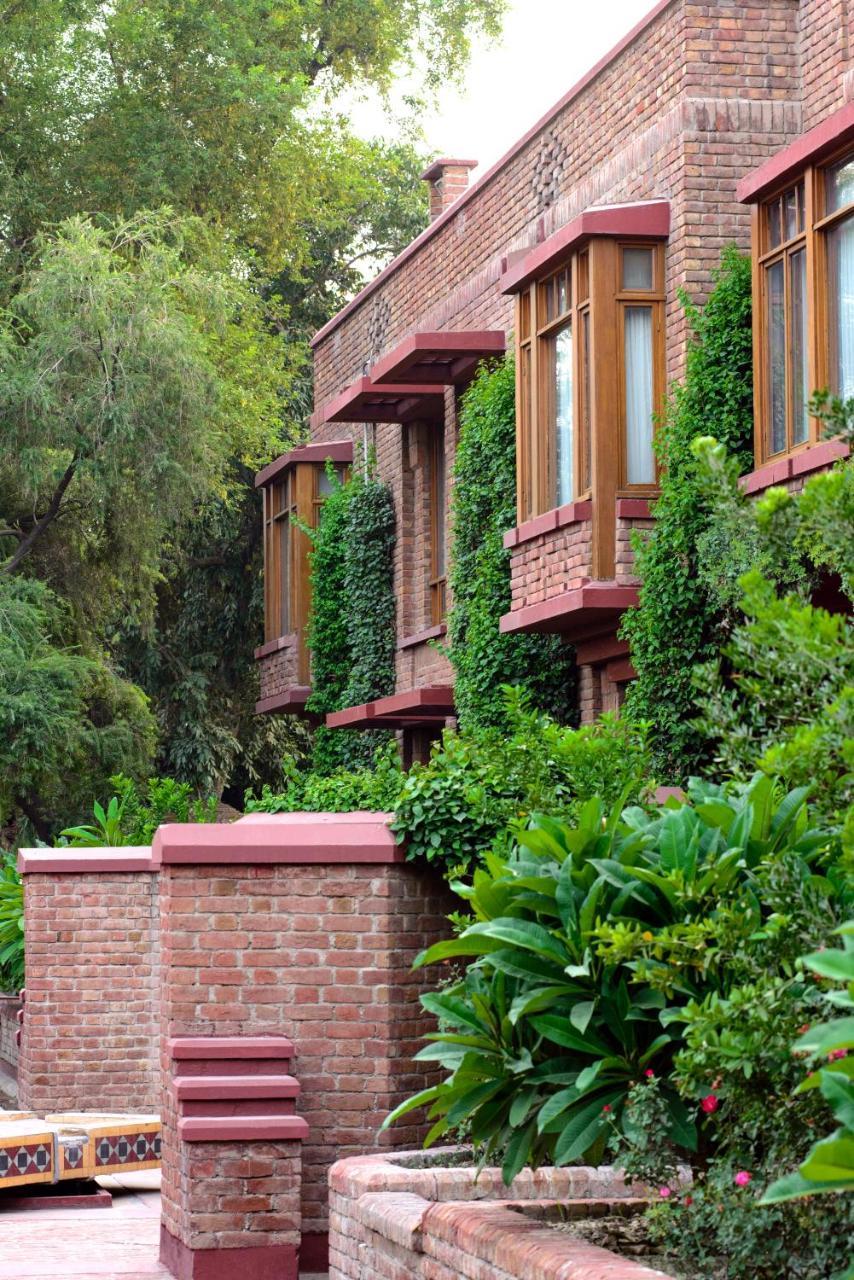 Faisalabad Serena Hotel Exterior photo